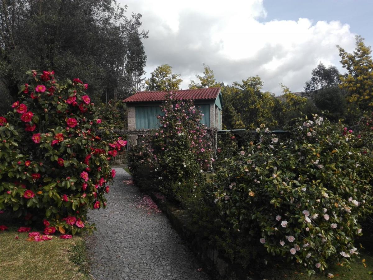 Villa Casas Da Tapada Briteiros Casa Do Espigueiro Guimarães Exterior foto